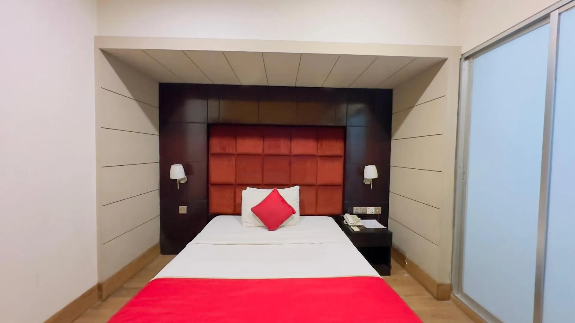 West Park Inn Dhaka Hotel