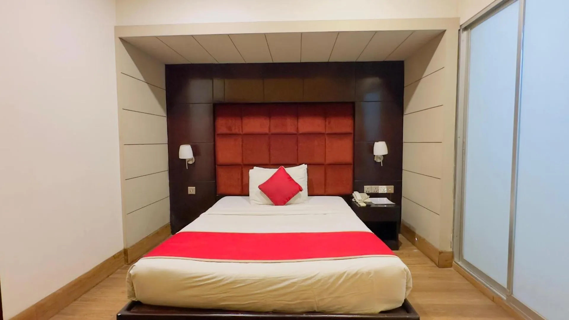 West Park Inn Dhaka