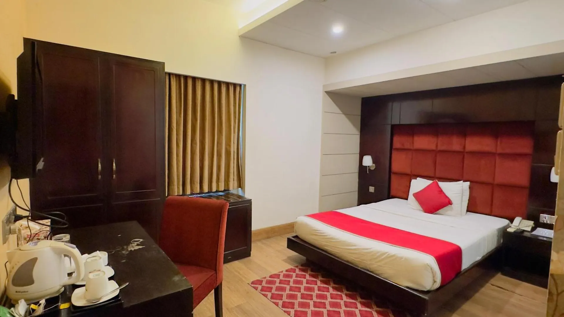 *** Hotel West Park Inn Dhaka Bangladesh