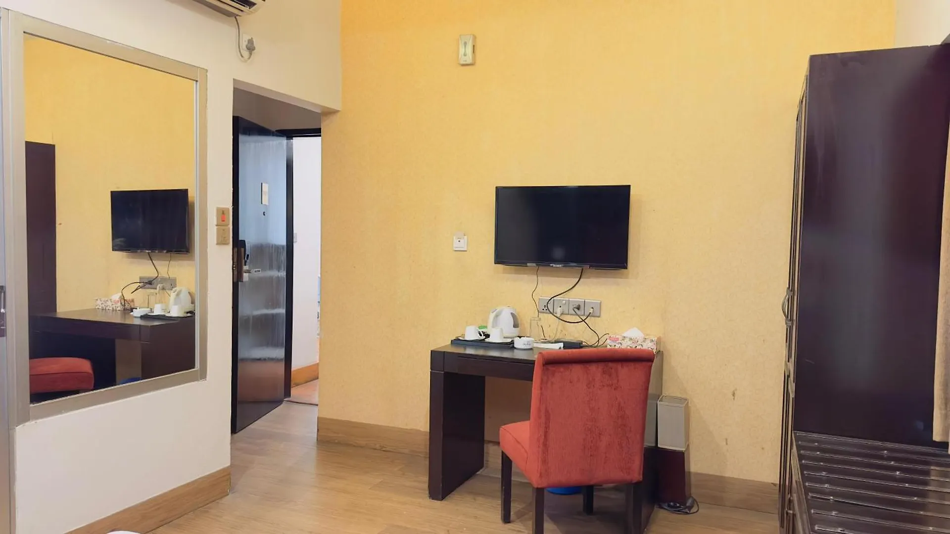 West Park Inn Dhaka